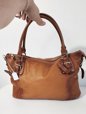 Classic Women's Leather Tote Handbag in Cognac